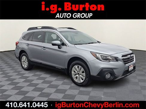 Used 2018 Subaru Outback 2.5i Premium image 1