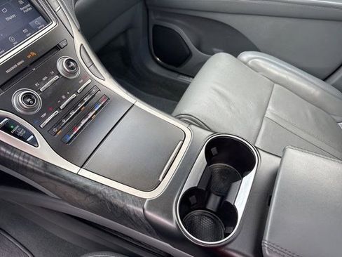Used 2019 Lincoln Nautilus Reserve AWD/4WD image 29
