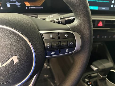 New 2026 Kia K5 LXS FWD image 21