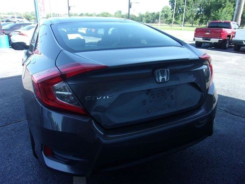 Used 2016 Honda Civic EX image 5