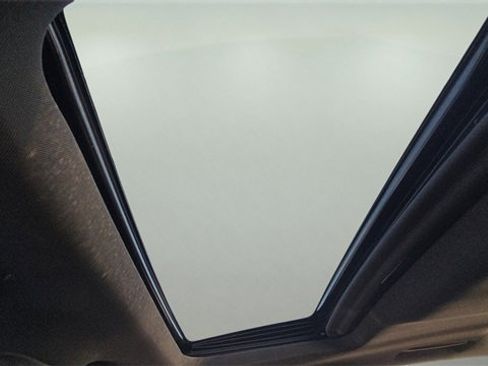 Used 2023 GMC Canyon AT4 w/ AT4 Premium Package image 34