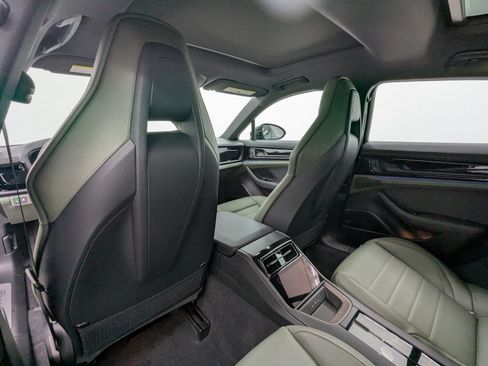 New 2026 Porsche Panamera 4 image 21
