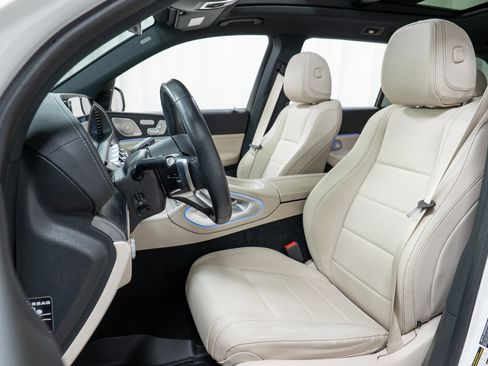 Certified 2024 Mercedes-Benz GLS 450 450 4MATIC image 13