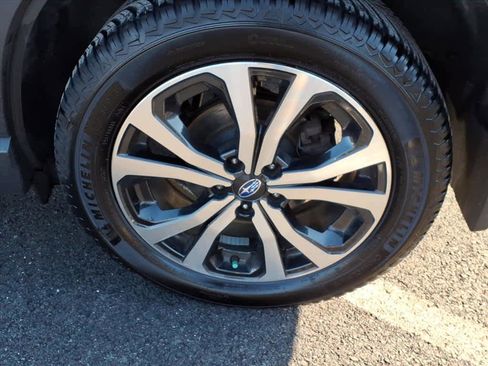Used 2021 Subaru Forester Limited image 7