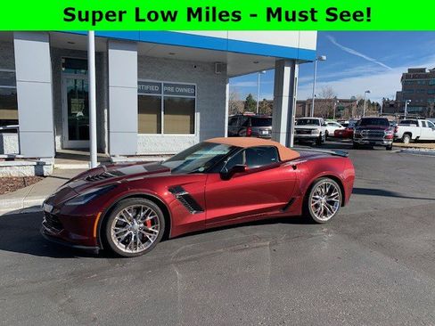 Used 2016 Chevrolet Corvette Z06 w/ 3LZ Preferred Equipment Group image 3