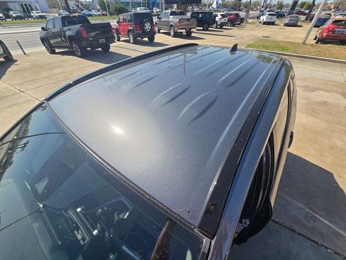 Used 2021 Toyota RAV4 XLE image 34