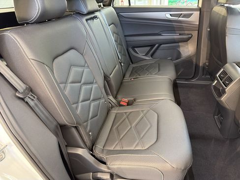 New 2026 Volkswagen Atlas Cross Sport SE AWD/4WD image 28