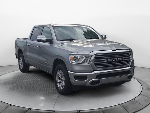 Used 2023 RAM 1500 Laramie AWD/4WD image 7