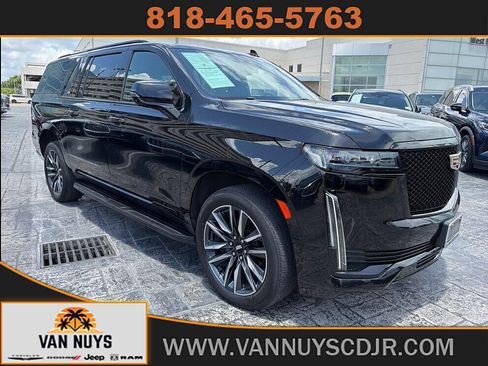 Used 2023 Cadillac Escalade ESV Sport AWD/4WD image 1