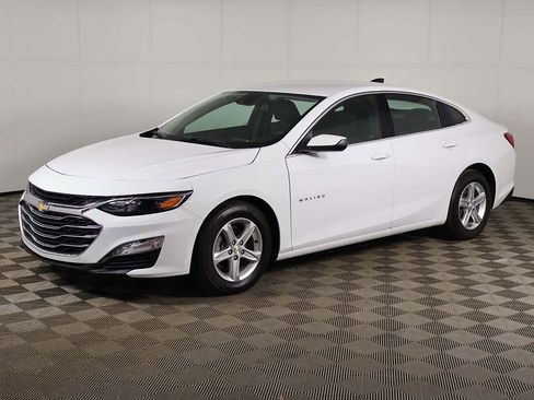 Used 2023 Chevrolet Malibu LS w/ Driver Confidence Package image 7
