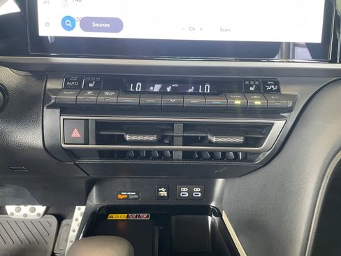 Used 2026 Toyota Camry XSE FWD image 11