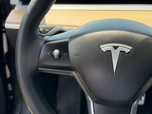 Used 2023 Tesla Model 3 Standard Range RWD image 12