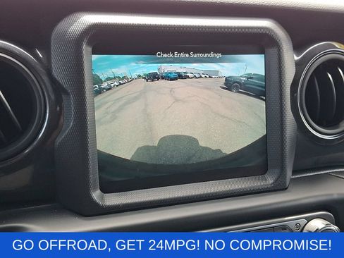 Used 2022 Jeep Wrangler Unlimited Sport AWD/4WD image 20