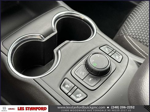 Used 2023 GMC Terrain SLE w/ Driver Convenience Package AWD/4WD image 32
