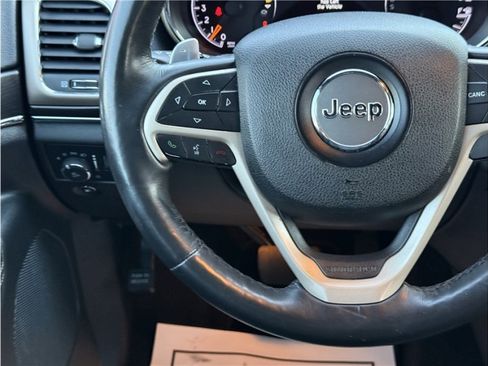 Used 2015 Jeep Grand Cherokee Limited image 34