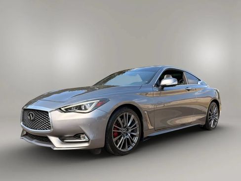 Used 2017 INFINITI Q60 Red Sport 400 AWD/4WD image 9