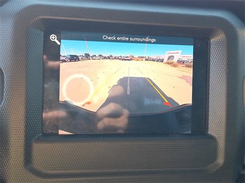 Used 2022 Jeep Gladiator Willys image 22