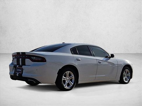 Used 2021 Dodge Charger SXT w/ Leather Interior Group RWD image 11