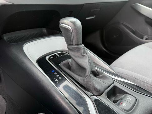 Used 2020 Toyota Corolla SE w/ SE Premium Package FWD image 26