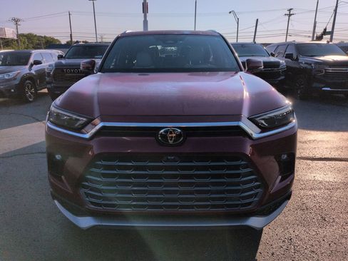 Certified 2025 Toyota Grand Highlander AWD Hybrid image 8
