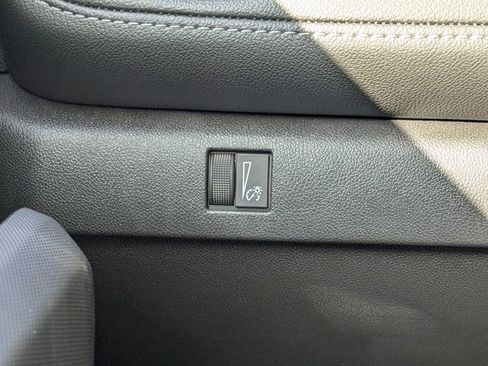 New 2026 Chevrolet Colorado LT image 22