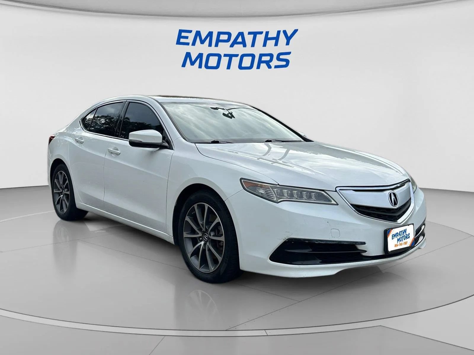 Used 2017 Acura TLX V6 FWD image 3