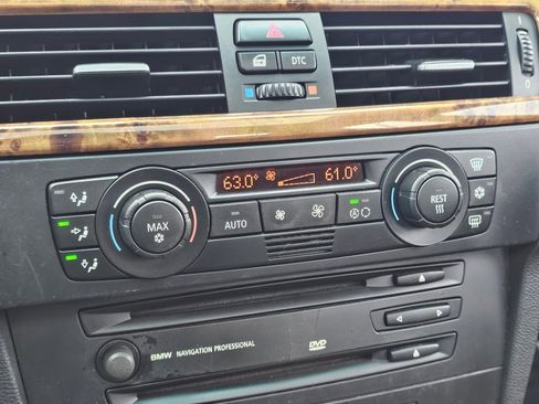 Used 2006 BMW 325xi Sedan image 6