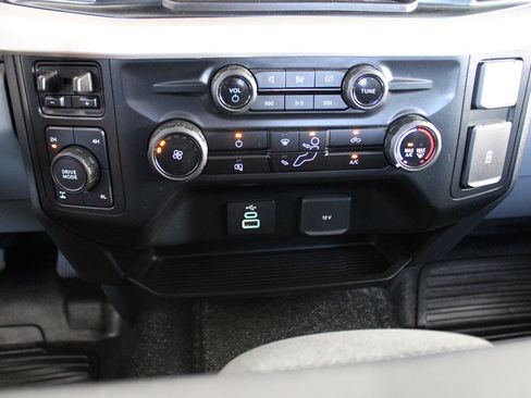 Used 2024 Ford F250 XL w/ FX4 Off-Road Package AWD/4WD image 34