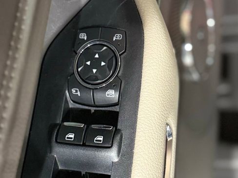 Used 2019 Ford Expedition Limited w/ Equipment Group 302A image 39