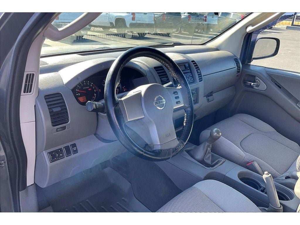 Used 2007 Nissan Frontier SE w/ SE Value Truck Pkg AWD/4WD image 16