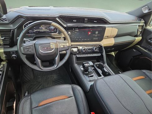 Certified 2024 GMC Sierra 1500 AT4 w/ Technology Package image 11