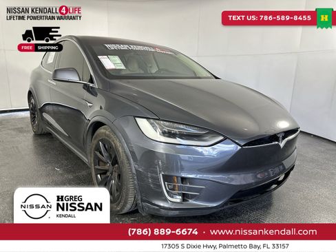 Used 2017 Tesla Model X 75D image 2