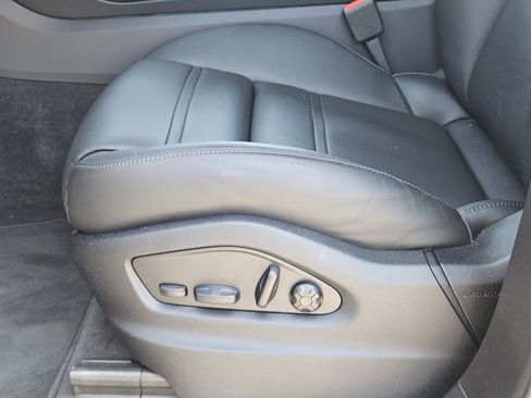 Certified 2026 Porsche Cayenne Coupe AWD/4WD image 23