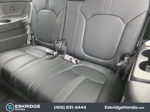 Certified 2025 Honda Pilot EX-L image 30
