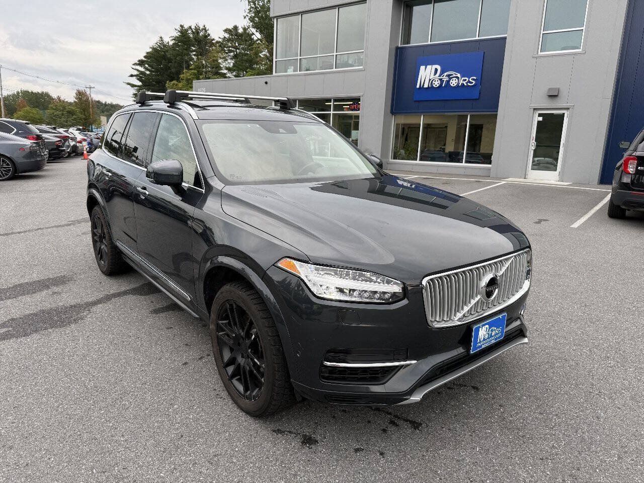 Used 2016 Volvo XC90 T8 Inscription w/ Vision Package AWD/4WD image 6