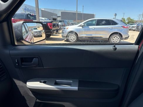Used 2012 Ford Escape XLT FWD image 28