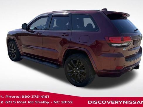 Used 2019 Jeep Grand Cherokee Altitude image 4
