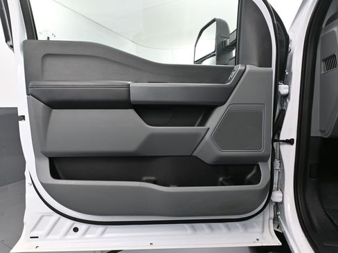 Used 2023 Ford F350 XLT image 18