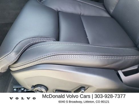 New 2026 Volvo XC60 T8 Ultra w/ Climate Package AWD/4WD image 12
