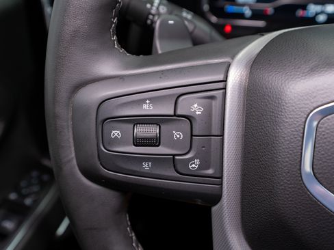 Used 2025 GMC Sierra 1500 Denali w/ Technology Package AWD/4WD image 31