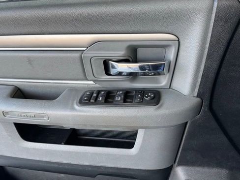 Used 2017 RAM 1500 Classic SLT w/ Luxury Group image 35