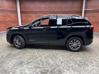 Used 2024 GMC Terrain SLT video 2