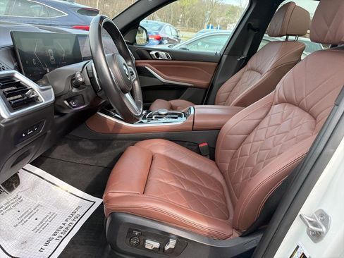 Used 2024 BMW X5 xDrive40i w/ M Sport Package image 20