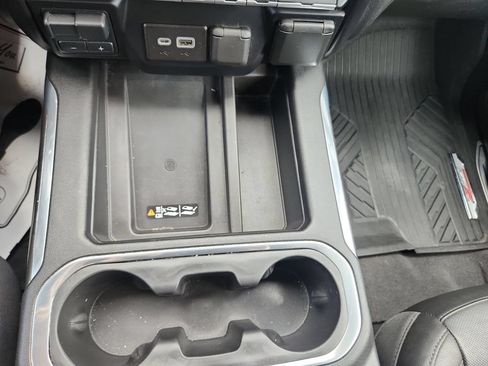 Used 2020 Chevrolet Silverado 2500 LTZ AWD/4WD image 25