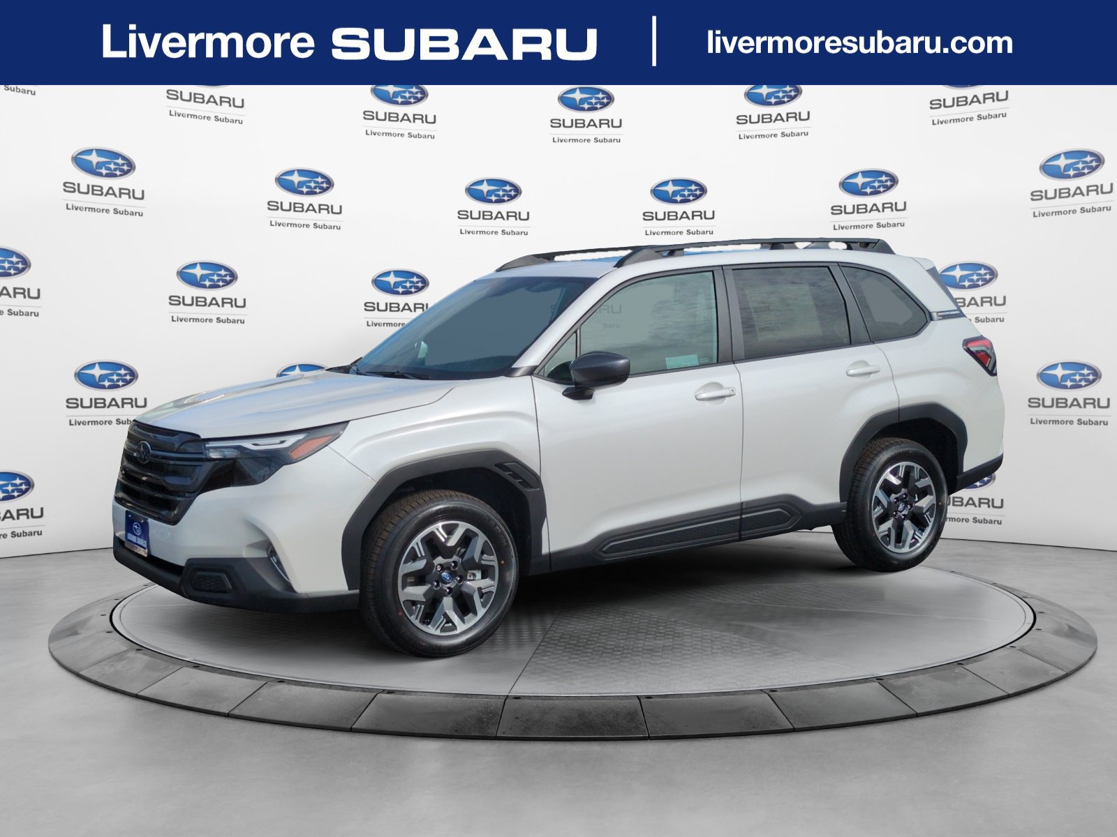New 2026 Subaru Forester Premium AWD/4WD image 1
