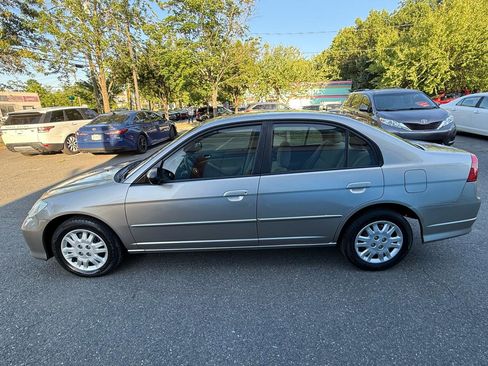 Used 2004 Honda Civic LX image 2
