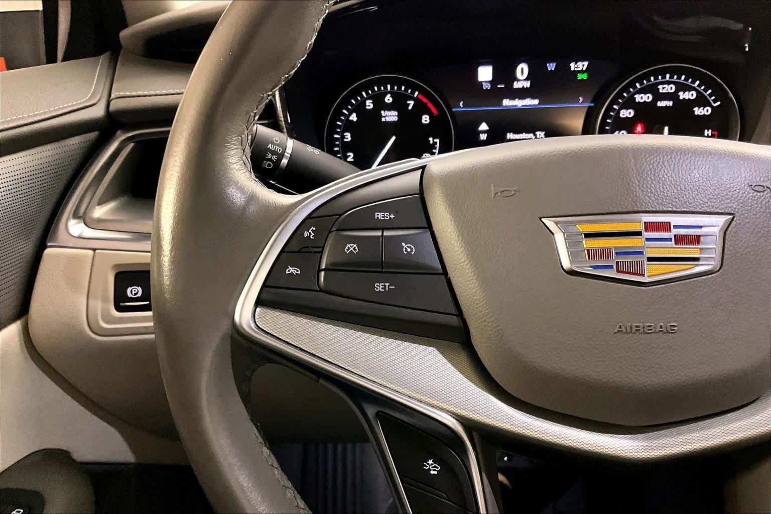 Used 2024 Cadillac XT5 Premium Luxury w/ Technology Package FWD image 24