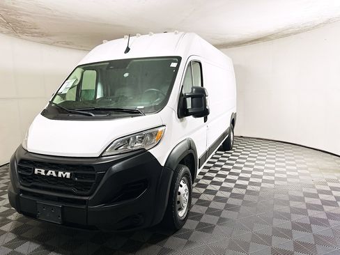 Used 2023 RAM ProMaster 2500 FWD image 7