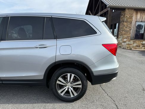 Used 2017 Honda Pilot EX image 33