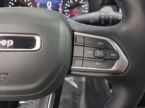 Used 2022 Jeep Compass Latitude w/ Convenience Group image 15